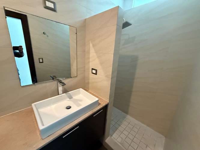 Rento apartamento tipo STUDIO CON TERRAZA en Zona 10  CERCA ZONA PADERA - Imagen 13