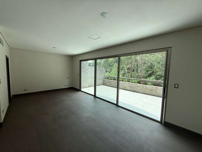 Rento apartamento tipo STUDIO CON TERRAZA en Zona 10  CERCA ZONA PADERA - Imagen 5