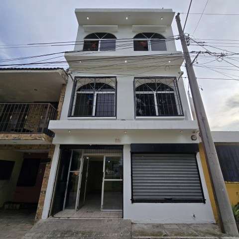 Ofi-Bodega en Venta Villa Canales Colonia Residencial