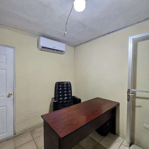 Ofi-Bodega en Venta Villa Canales Colonia Residencial