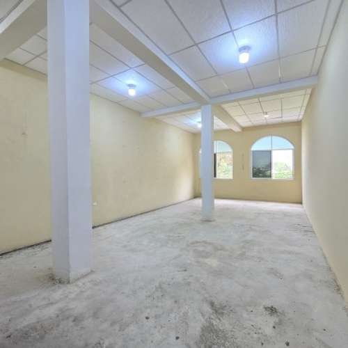 Ofi-Bodega en Venta Villa Canales Colonia Residencial