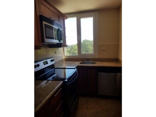 Apartamento en Renta Zona 15 - Imagen 2