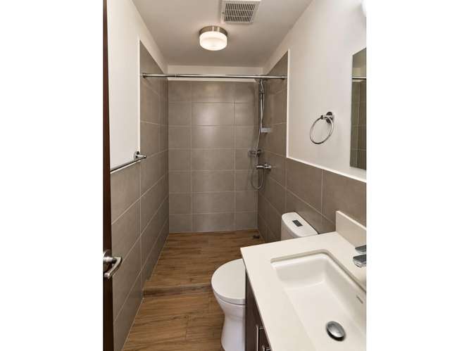 Apartamento en Renta Zona 10 - Imagen 10