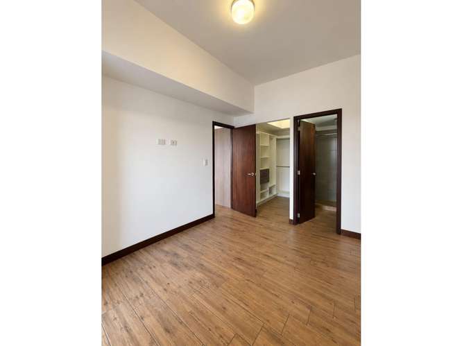 Apartamento en Renta Zona 10 - Imagen 11