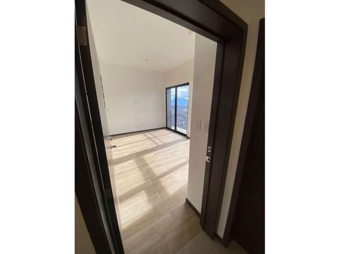 Apartamento en Renta Zona 11 - Imagen 4