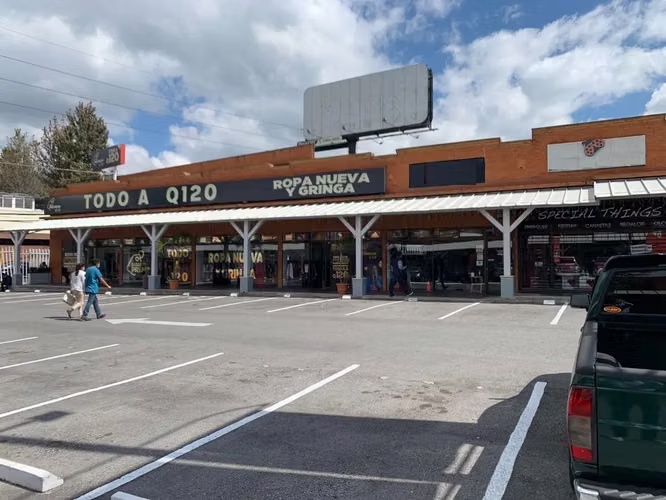 Locales en Zona 10 - Imagen 2