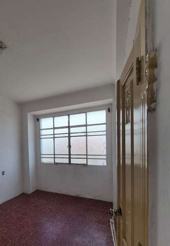 HABITACION EN APARTAMENTO COMPARTIDO ZONA 1 DE LA CIUDAD CAPITAL Roomies mayores de edad 