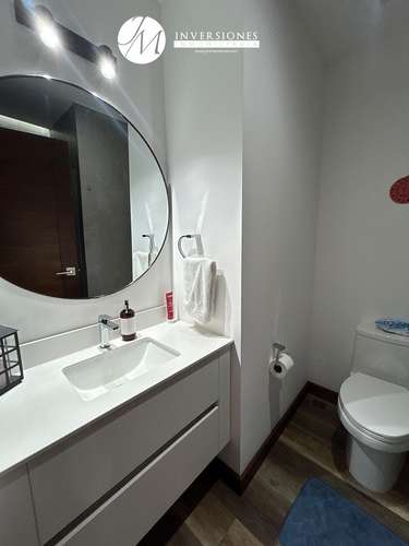 Apartamento en renta amueblado de 3 dormitorios en zona 10 - Imagen 7