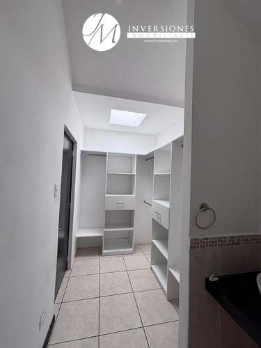Venta De Casa 4 Habitaciones En Zona 16 - Imagen 7
