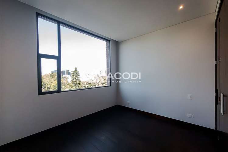Apartamento amueblado en zona 14 - Imagen 4