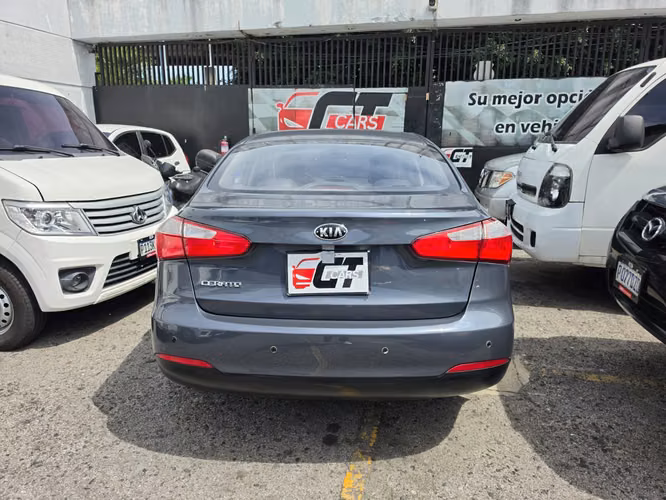 Kia Cerato LX 2016 de Agencia Mecanico Un dueño Bien Cuidado Super Económico  - Imagen 3