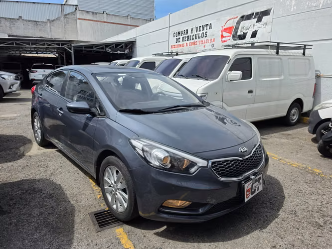 Kia Cerato LX 2016 de Agencia Mecanico Un dueño Bien Cuidado Super Económico 