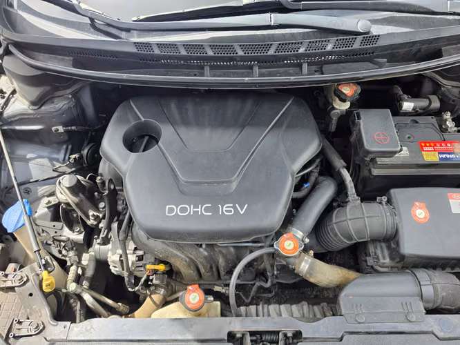 Kia Cerato LX 2016 de Agencia Mecanico Un dueño Bien Cuidado Super Económico  - Imagen 9