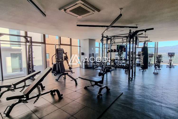 Apartamento amueblado en zona 14 - Imagen 4