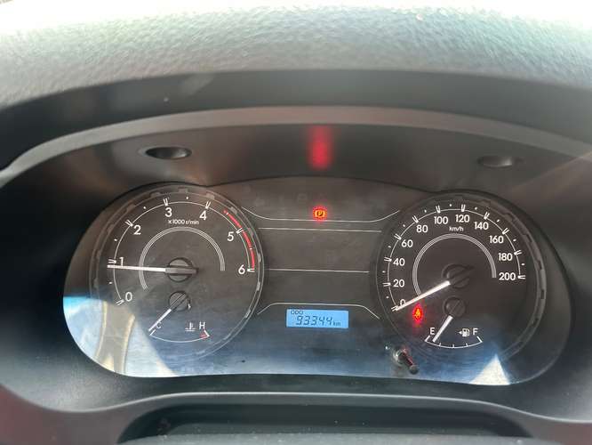 Toyota Hilux 2020 Mecánica 4x4 de Agencia Turbo Diesel Nítido Nada que Invertir un Dueño Listo para Trabajar - Imagen 8