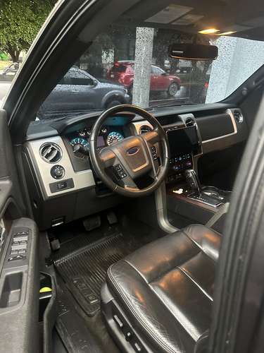 Ford F150 Lariat 2012 de agencia un dueño Automático 4x4 Listo Para Trabajar Bien Cuidado Pocos Kilómetros - Imagen 6