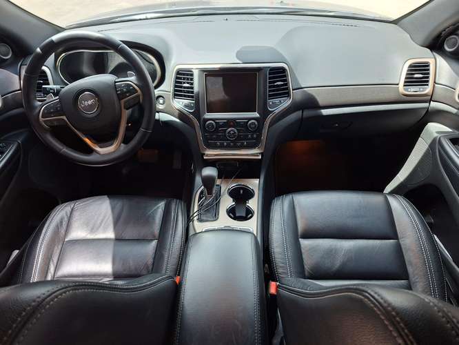 JEEP GRAND CHEROKEE LAREDO DE AGENCIA 2016 - Imagen 6