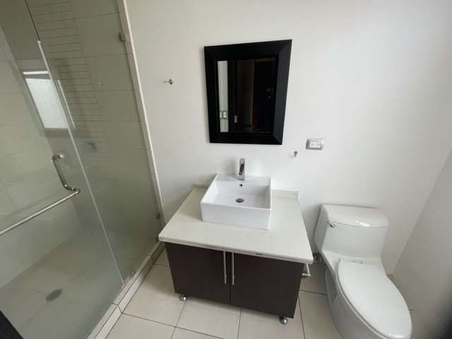 Rento apartamento en Zona 14 EDIFICIO EXCLUSIVO - Imagen 7