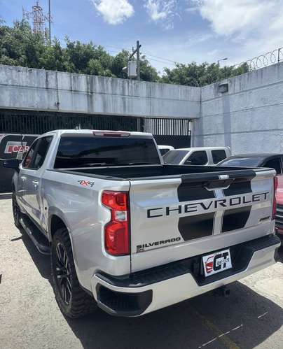 Chevrolet Silverado Rst 2020 Importado Automático 4x4 Nítido Nada que Invertir - Imagen 4