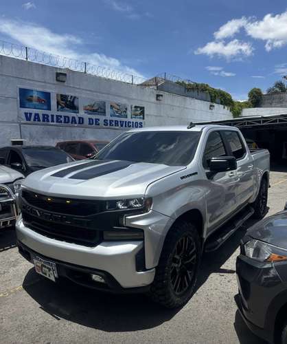 Chevrolet Silverado Rst 2020 Importado Automático 4x4 Nítido Nada que Invertir - Imagen 5