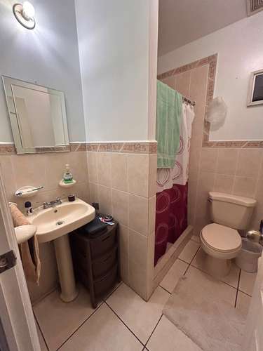 Alquilo amplio apartamento en Condado Naranjo  - Imagen 12