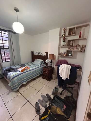 Alquilo amplio apartamento en Condado Naranjo  - Imagen 11