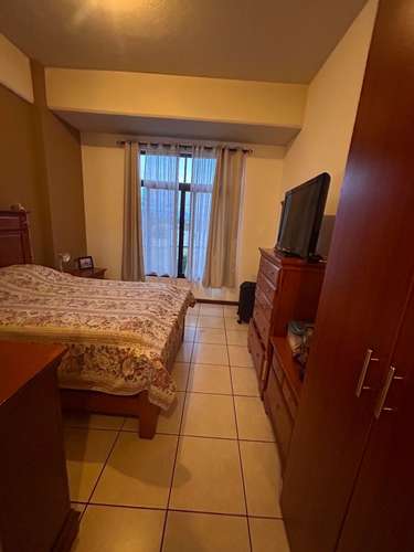 Alquilo amplio apartamento en Condado Naranjo  - Imagen 9