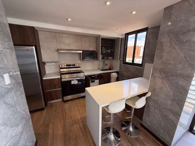 Rento apartamento AMUEBLADO en Zona 13 Avenida Las Ameircas   APTO. NUEVO DE LUJO!! - Imagen 5