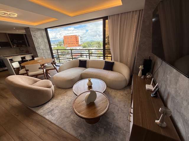 Rento apartamento AMUEBLADO en Zona 13 Avenida Las Ameircas   APTO. NUEVO DE LUJO!! - Imagen 9
