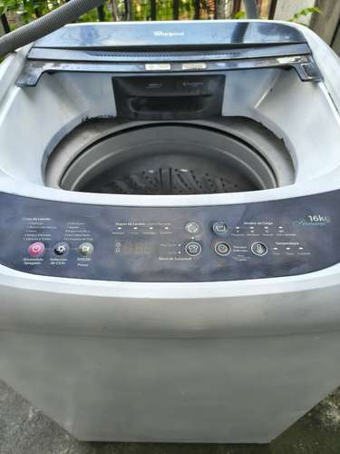 Vendo lavadora para reparar o repuestos - Imagen 2