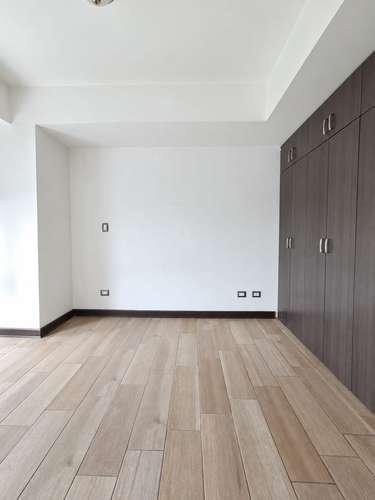 APARTAMENTO EN RENTA EN EDIFICIO TRES15 ZONA 13 - Imagen 8