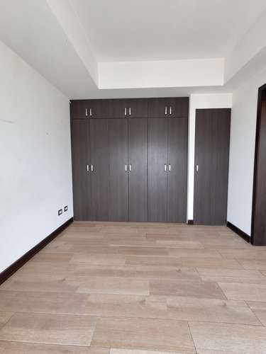 APARTAMENTO EN RENTA EN EDIFICIO TRES15 ZONA 13 - Imagen 9
