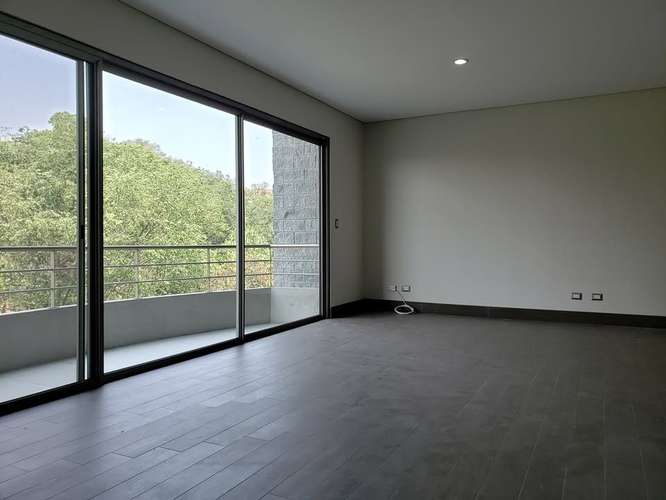Apartamento en Zona 10 - Imagen 2