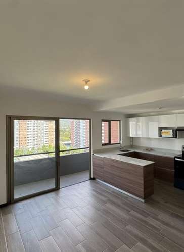 APARTAMENTO EN RENTA EN ZONA 14 EDIFICIO SEGHERIA  - Imagen 15