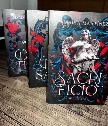 Saga “Almas Oscuras” - María Martinez