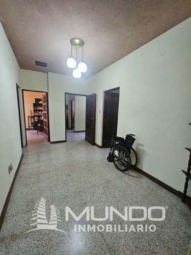 CASA CON TERRENO AMPLIO EN VENTA LAS CHARCAS ZONA 11 - Imagen 7
