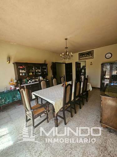CASA CON TERRENO AMPLIO EN VENTA LAS CHARCAS ZONA 11 - Imagen 4