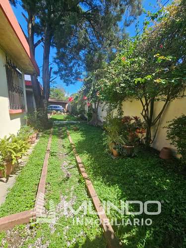 CASA CON TERRENO AMPLIO EN VENTA LAS CHARCAS ZONA 11 - Imagen 12