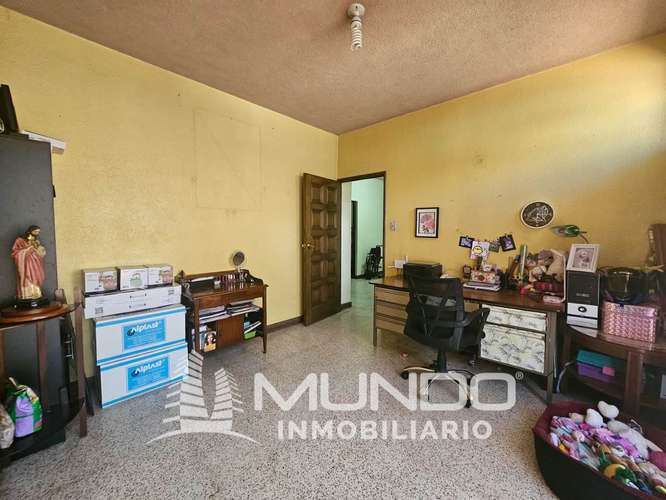CASA CON TERRENO AMPLIO EN VENTA LAS CHARCAS ZONA 11 - Imagen 9