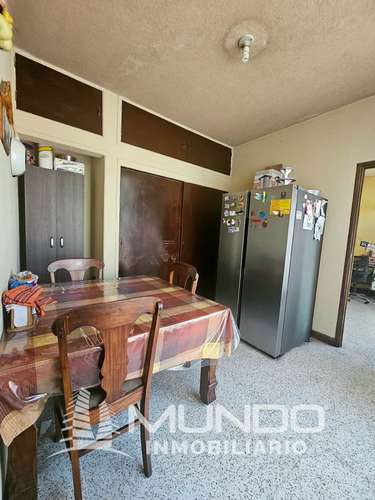 CASA CON TERRENO AMPLIO EN VENTA LAS CHARCAS ZONA 11 - Imagen 7