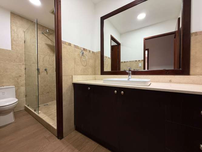 Alquiler de Apartamento tipo chalet zona 14  - Imagen 8