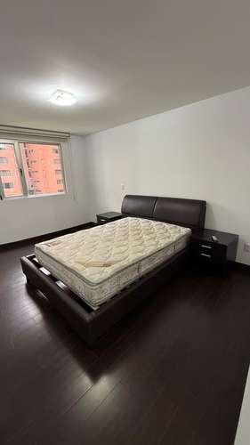 Apartamento en alquiler zona 14 