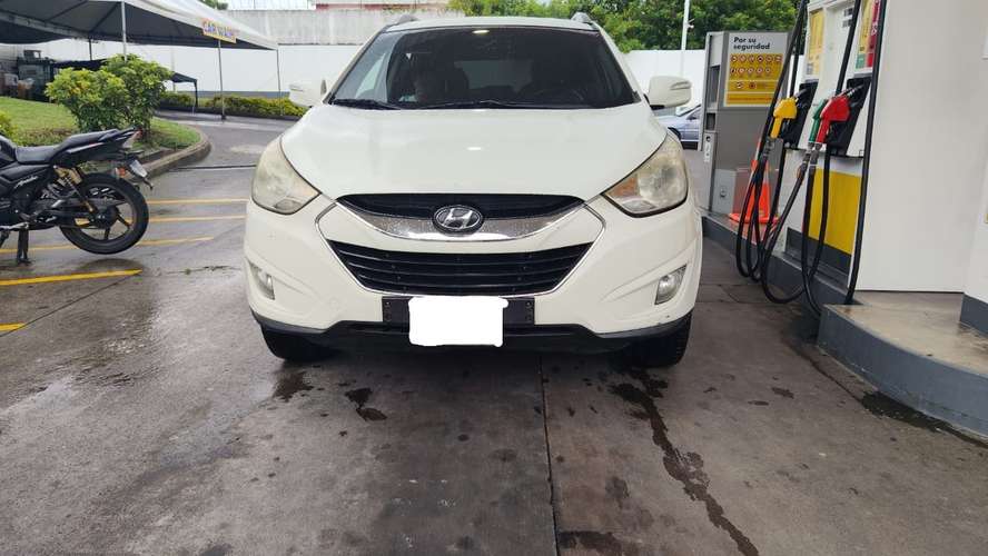 GANGA VENDO HYUNDAI TUCSON 2.0 diesel  - Imagen 7