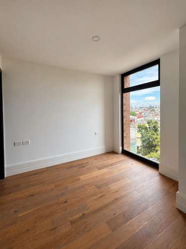APARTAMENTO EN RENTA EN ZONA 5 EDIFICIO CENTRICO - Imagen 4