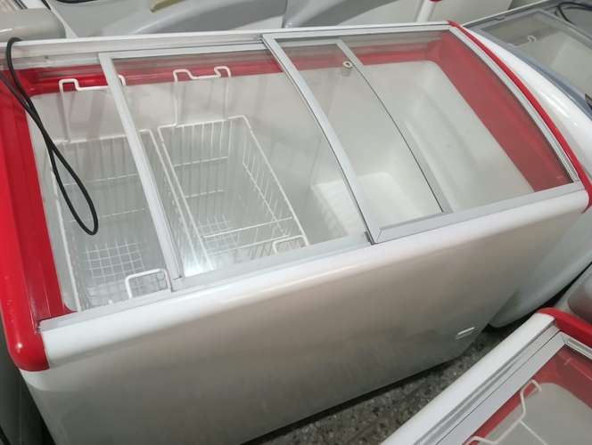 Congelador Fogel • Luces LED • Sistema Ahorrativo