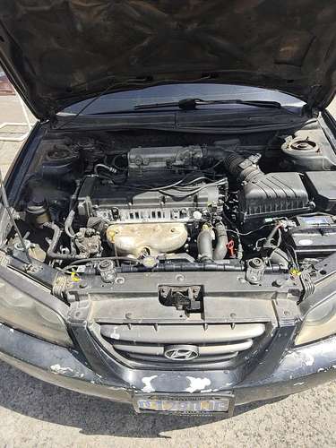 Hyundai Elantra Modelo 2004