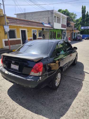 Hyundai Elantra Modelo 2004