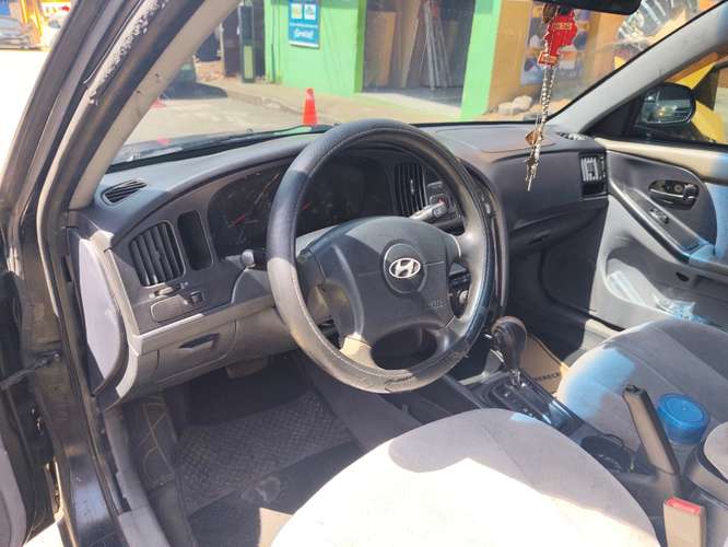 Hyundai Elantra Modelo 2004