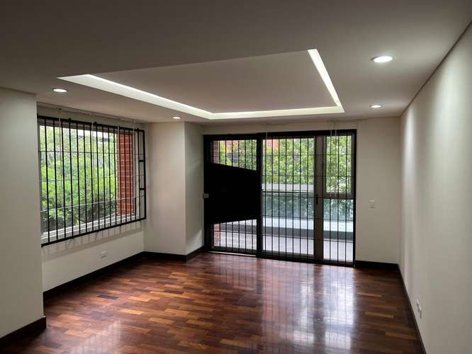VENDO/RENTO APTO ZONA 10 EDIF. SANTA SOFIA REF.6957