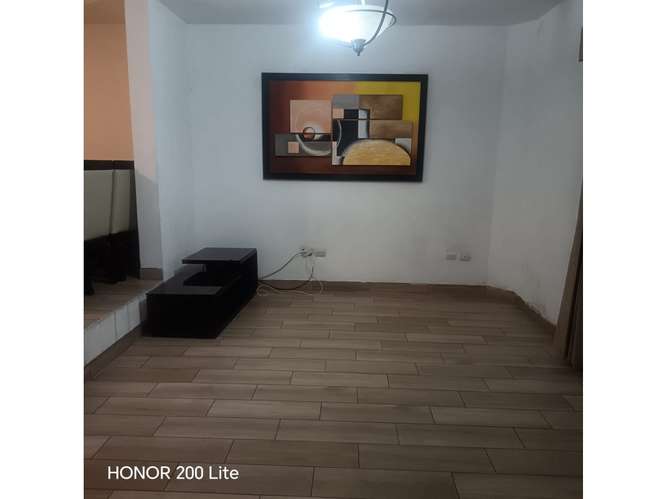  CASA EN RENTA – 3 HABITACIONES | BOSQUES DE ARRAZOLA | KM 18.5 CAES